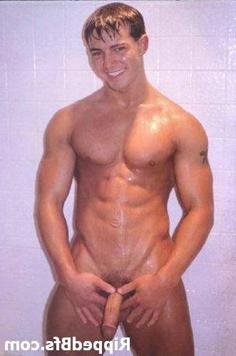 10P Hunk dude flex up his big muscles in different positions