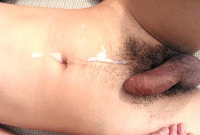 20P Asian couple outdoor sucking and screwing and cumming pleasure