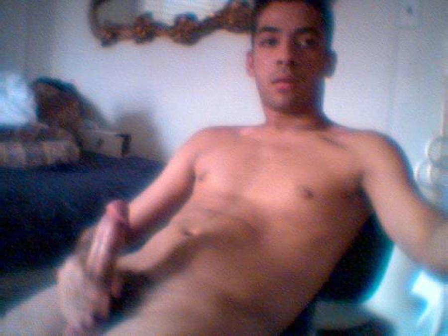 16P Screencaps of naked webcam boy flaunting cock