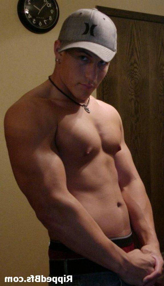 10P Dude gets topless showing off his muscles and six pack abs