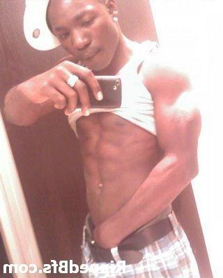10P Dude gets topless showing off his muscles and six pack abs