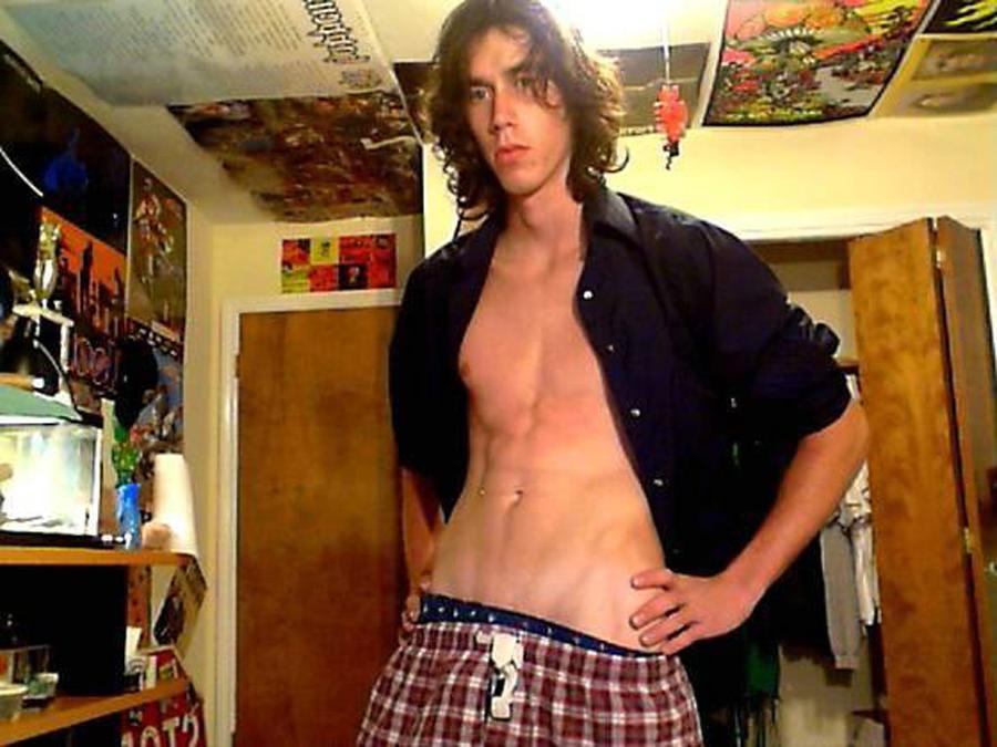 16P Various pics of skinny naked twinks