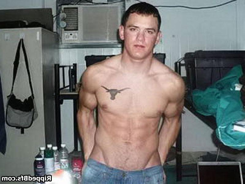 10P Good looking dude show up his six pack abs to the camera