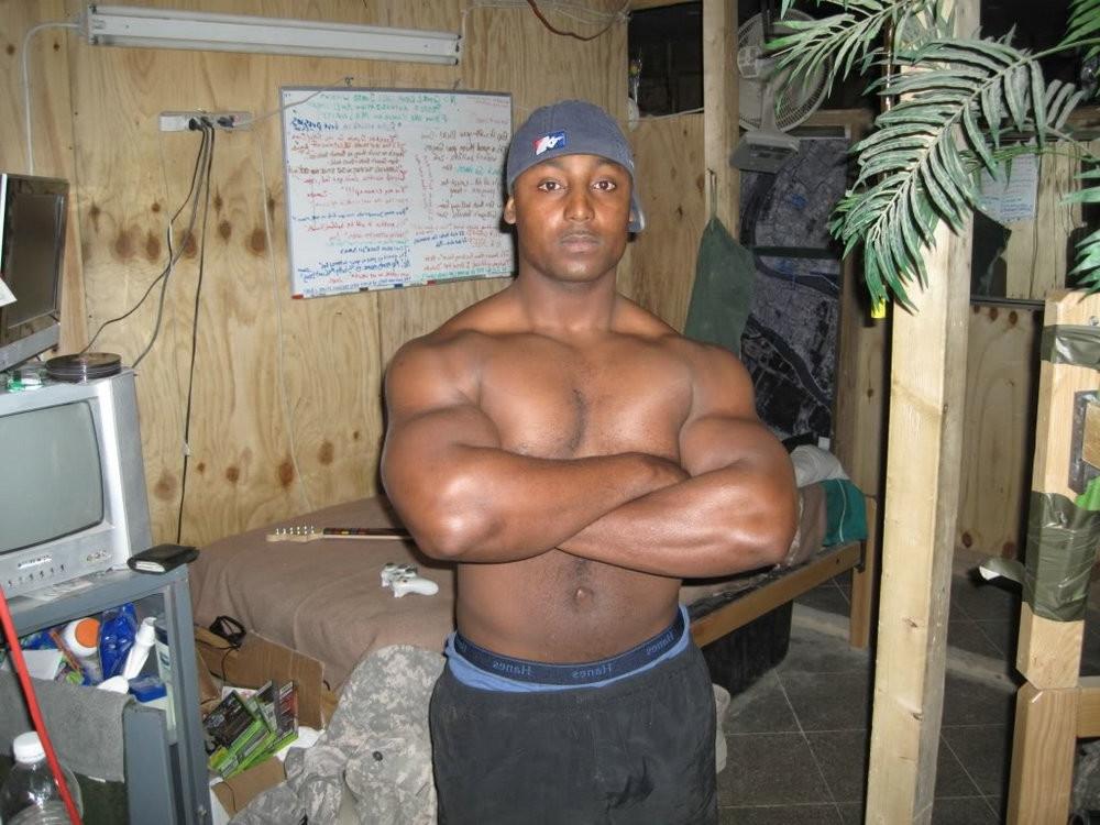 10P Black hunk lays down on the floor and quickly strokes cock