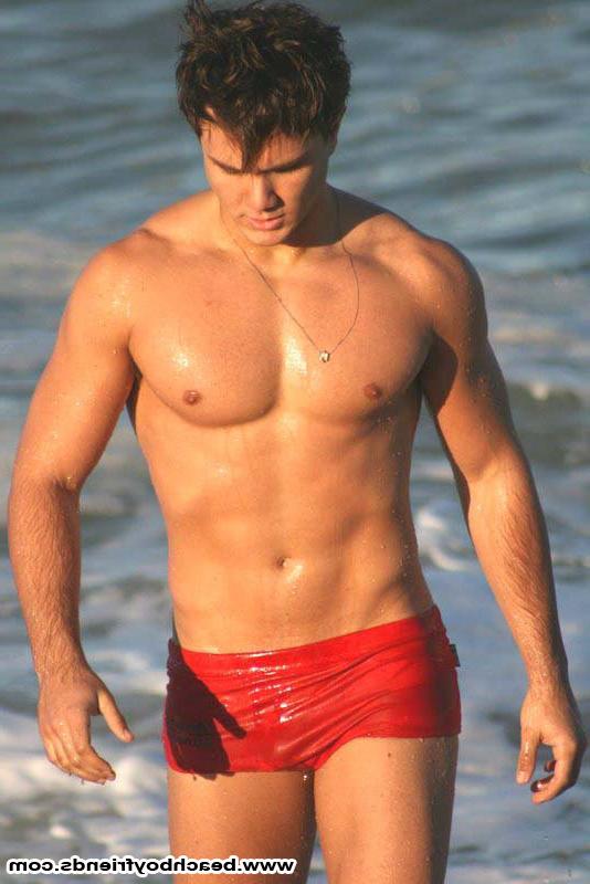 10P Hot looking guys in beach boyfriends photo session