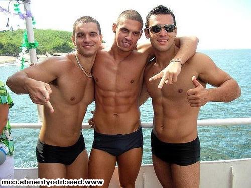 10P Hot looking guys in beach boyfriends photo session