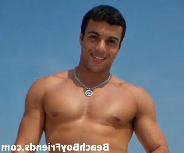 10P Camera loving beach boys showing off their great assets