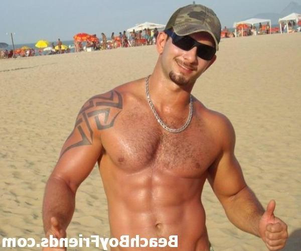 10P Camera loving beach boys showing off their great assets