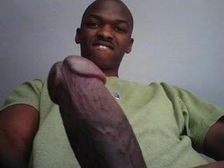 10P Naked black loves the thrill of masturbating outdoor
