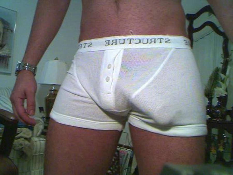 15P Amateur self-shooter shooter shows off naked body