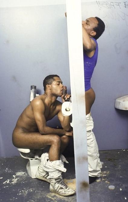 20P Black twinks enjoy glory hole sucking and fucking in a toilet