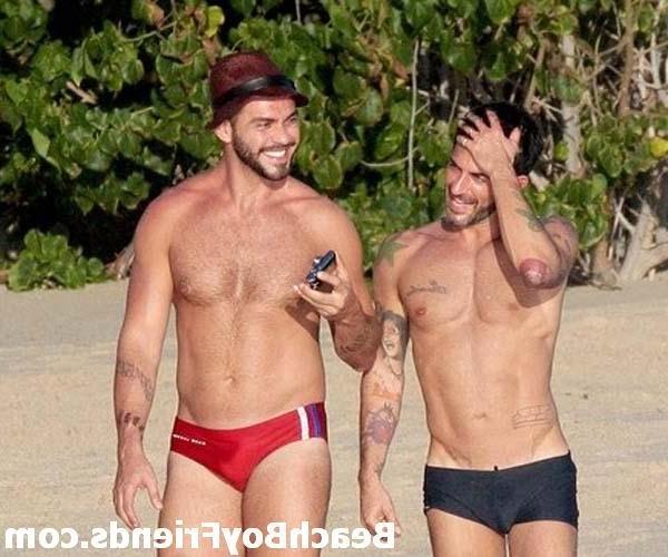 10P Good looking young amateur guys posing for you on the beach