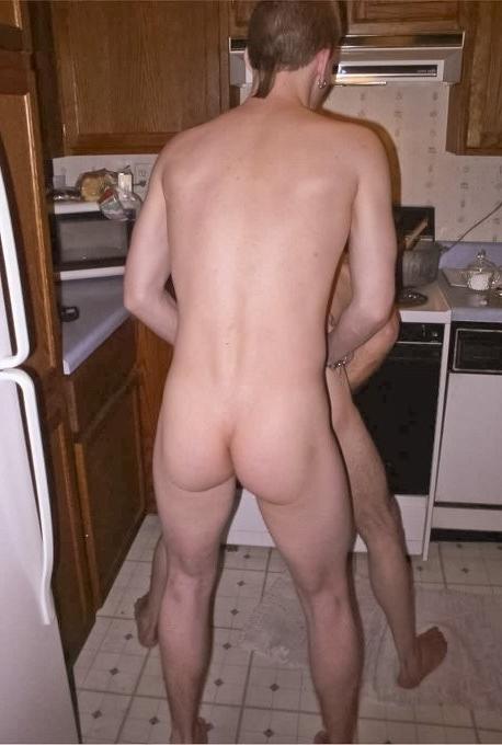 20P Two unexperienced amateur dudes sucking and fucking in a kitchen