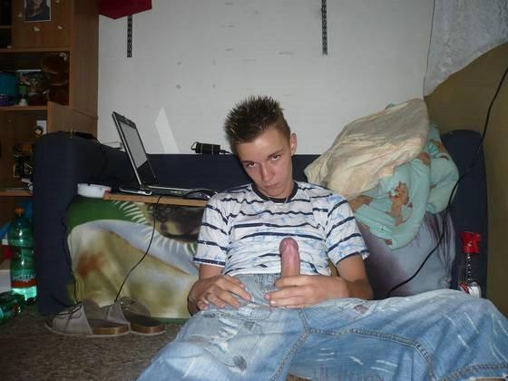 15P Teen Twink posing naked