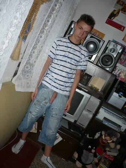 15P Teen Twink posing naked
