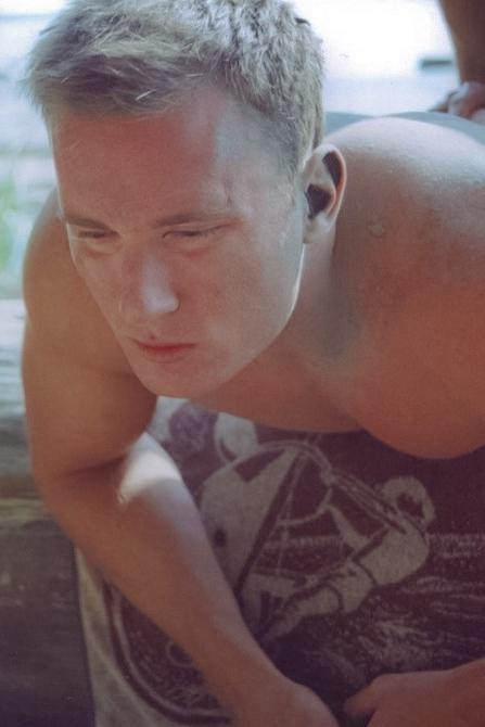 20P Muscle couple outdoor wrestling and thrusting the liquid mud