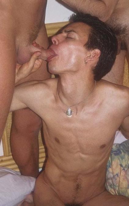 20P Three crazy college twinkss enjoy sucking one anothrer's cock