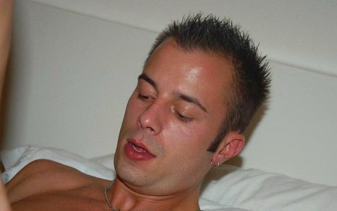 19P Twink couple enjoy cock riding and showering gusto