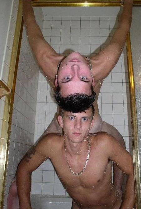 20P Two amateur college dudes enjoy peeing and taking a shower