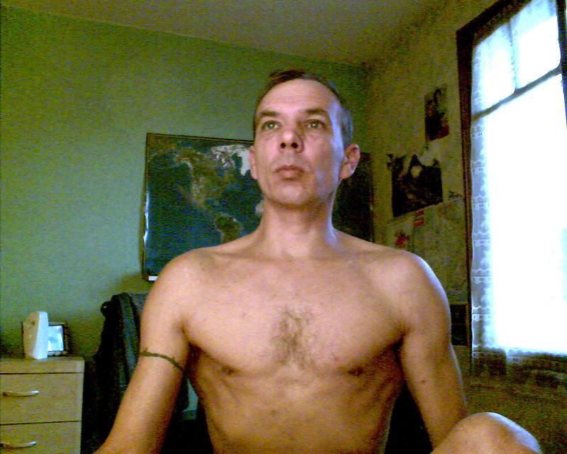 12P Come check out these horny gay boys and masterbate with them on cam
