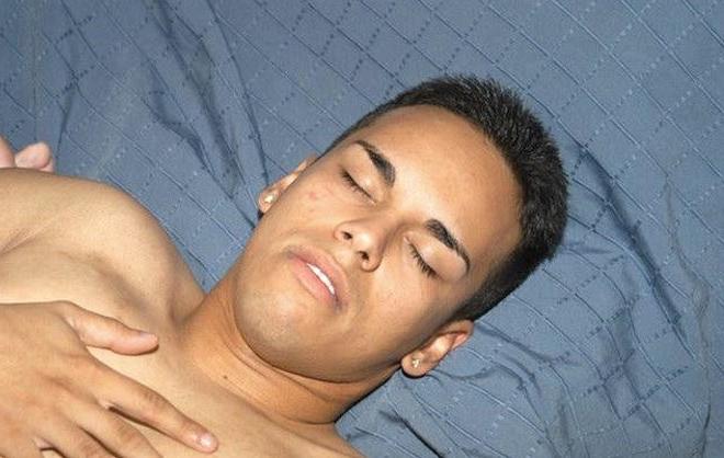 20P Latin twink getting fucked by tanned stud and mutual cumming