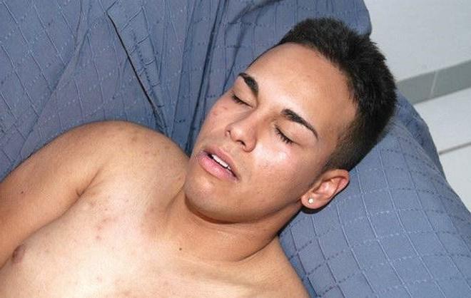 20P Latin twink getting fucked by tanned stud and mutual cumming