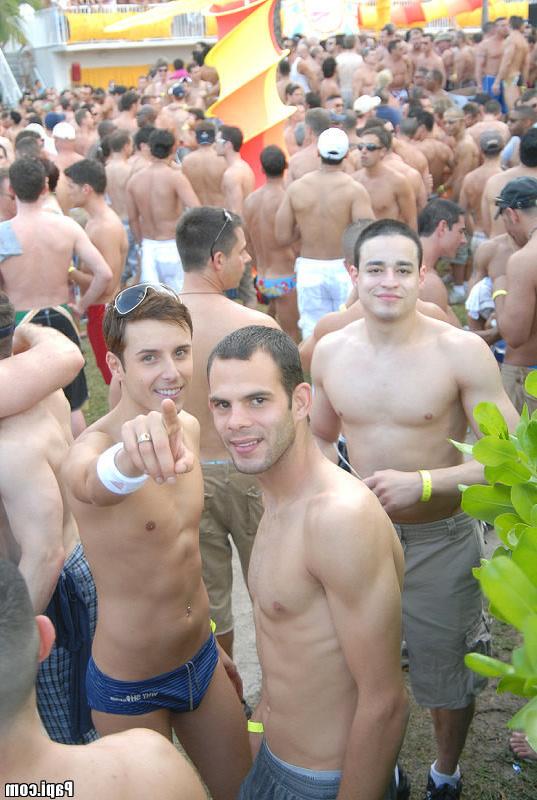 14P Cjheck out this hot beach party with hot gay men stutting their stuff and lookin