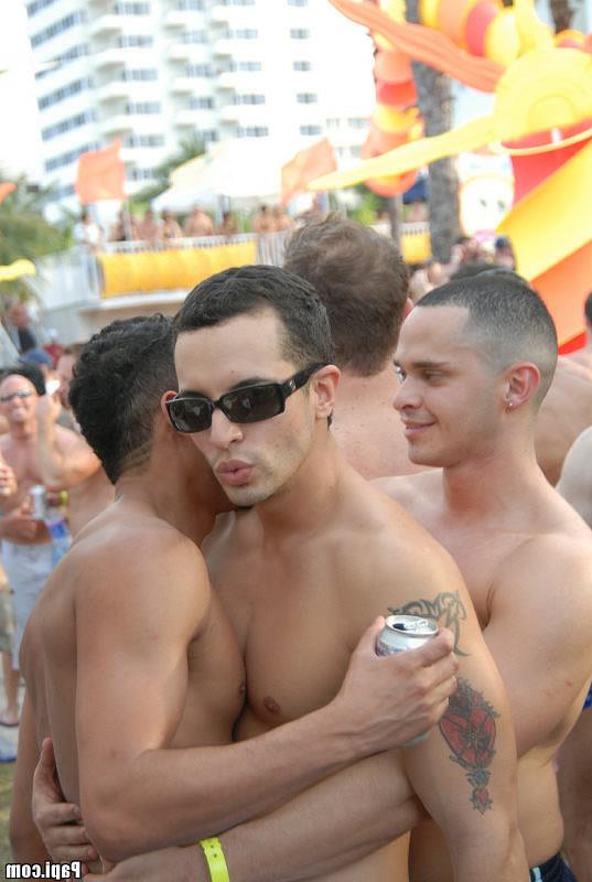 14P Cjheck out this hot beach party with hot gay men stutting their stuff and lookin