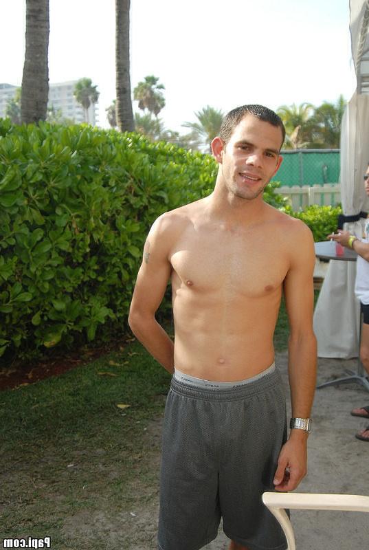 14P Cjheck out this hot beach party with hot gay men stutting their stuff and lookin