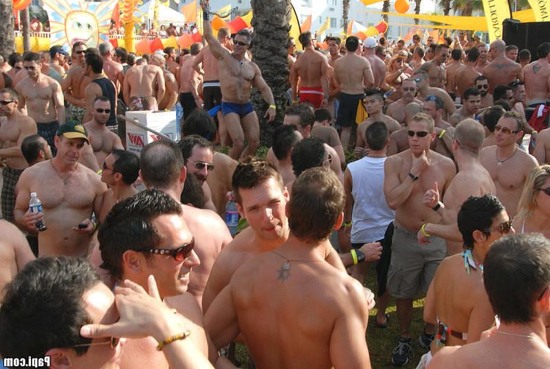 14P Cjheck out this hot beach party with hot gay men stutting their stuff and lookin