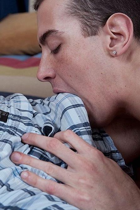 18P Red and dark college twinks sucking and fucking joy in a campus