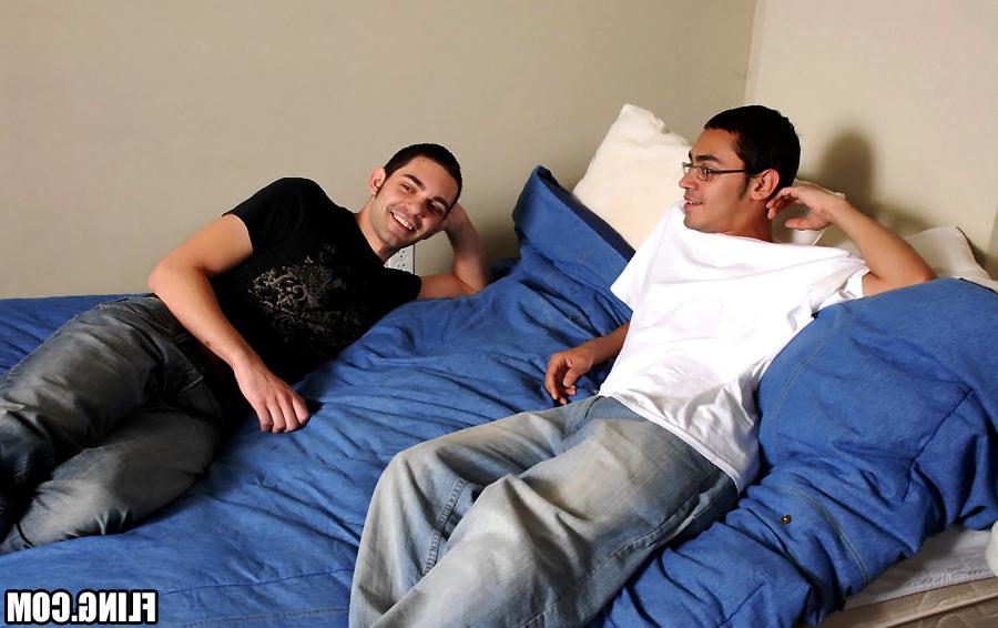 12P Check out 2 horny dudes in bed masterbating then sucking eachother off in these 