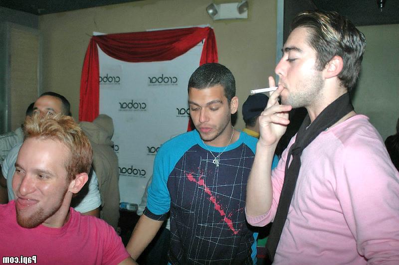 9P Meet these hot horny gay dudes wanting rod up their ass in your area