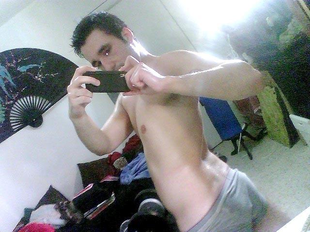 12P Come meat the gay hunks wanting to fuck in your town