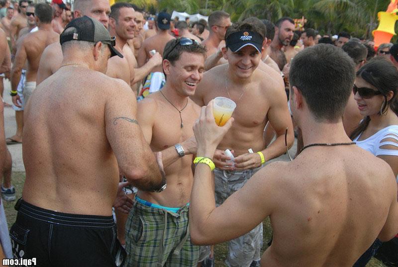 16P This is the best footage ever caught at a gay beach blast