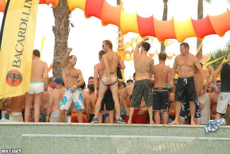 16P This is the best footage ever caught at a gay beach blast