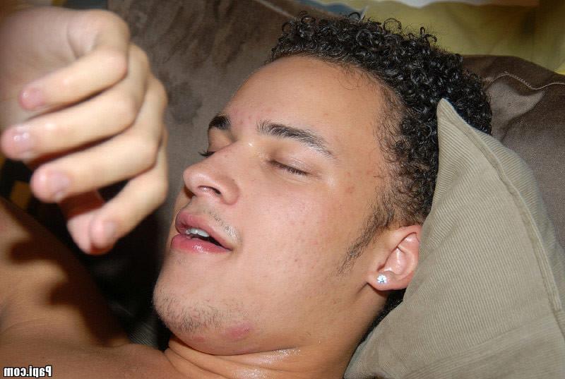 16P Gay sex action cum see these super sexy gay papis cum and get it on in this high