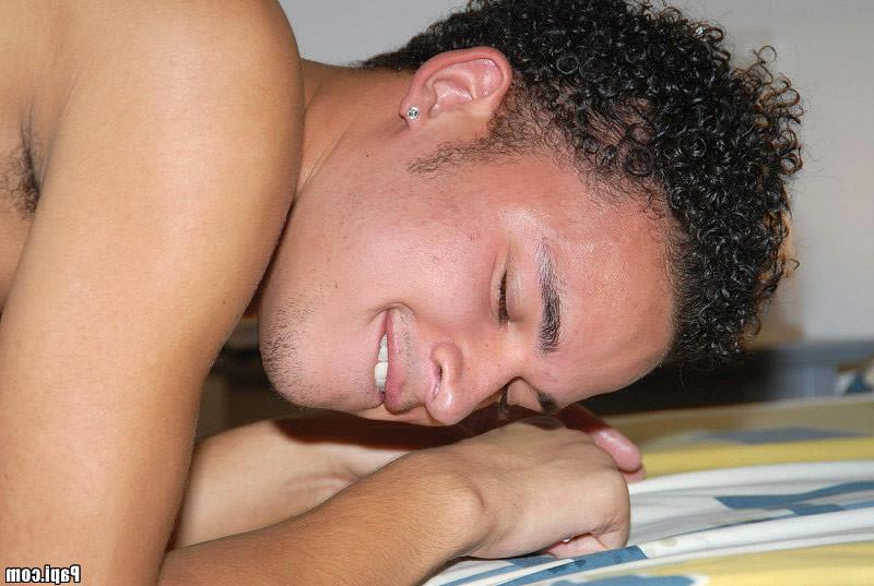 16P Gay sex action cum see these super sexy gay papis cum and get it on in this high