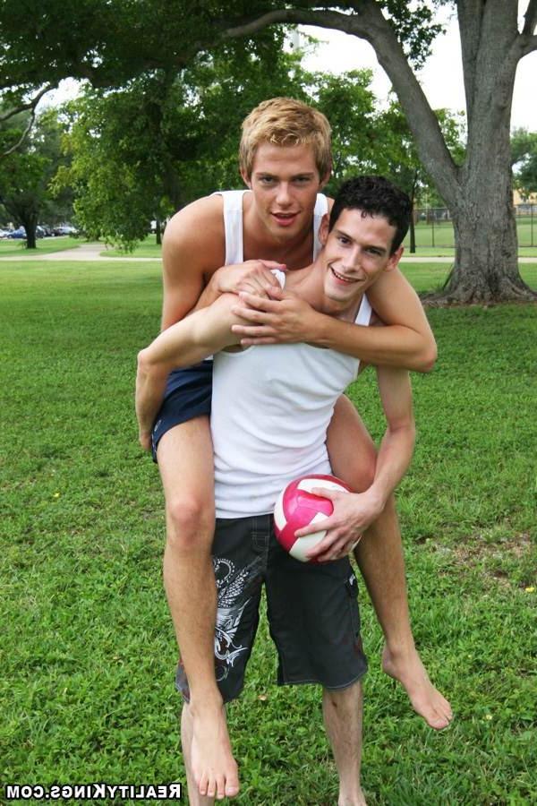 15P Check out this amazing hot party of hot gay men in these super hot migling sexy 