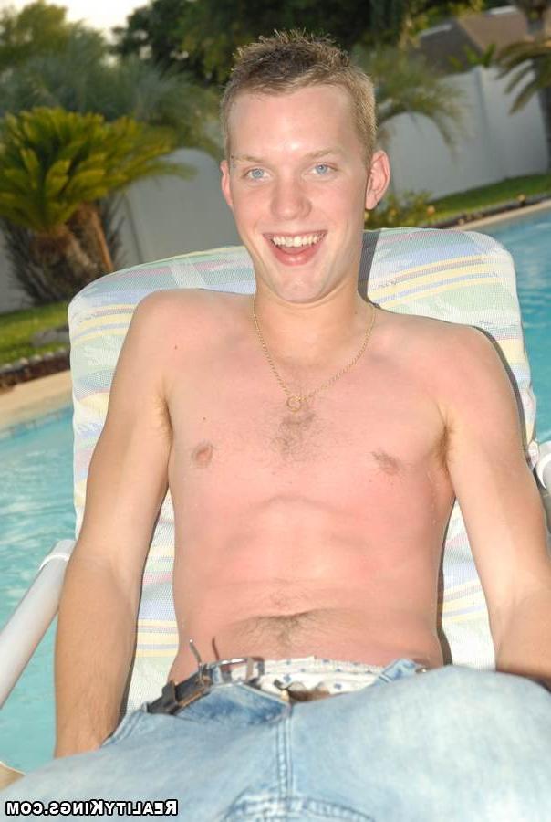 15P Check out this amazing hot party of hot gay men in these super hot migling sexy 