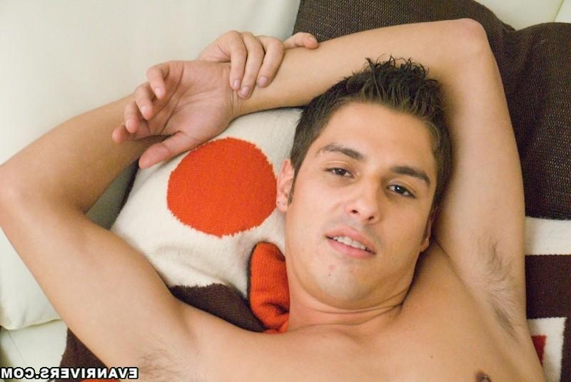 16P Evans # 1 Fan jizzed his chest.