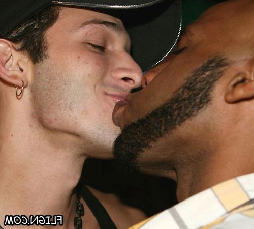 15P These hot gay singles met up on fling for the hottest gay party in these sex pic