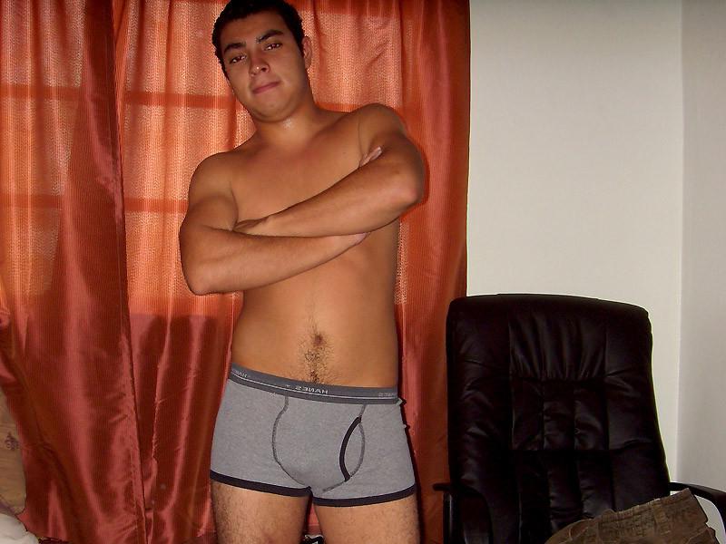 12P Come chat with these hot boys live on cam in the hottest gay adult network