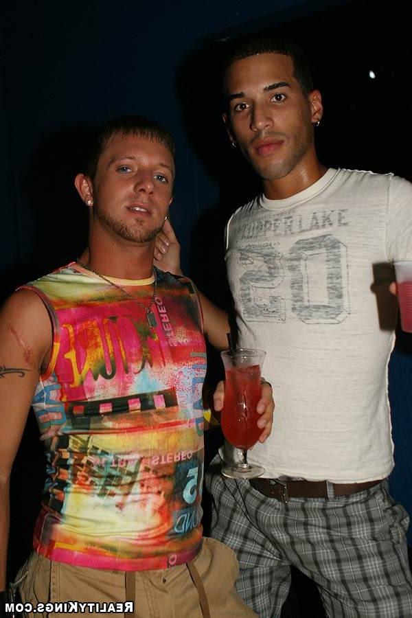15P Amazing gay papis join the mingling party in these hot sexy boys pics