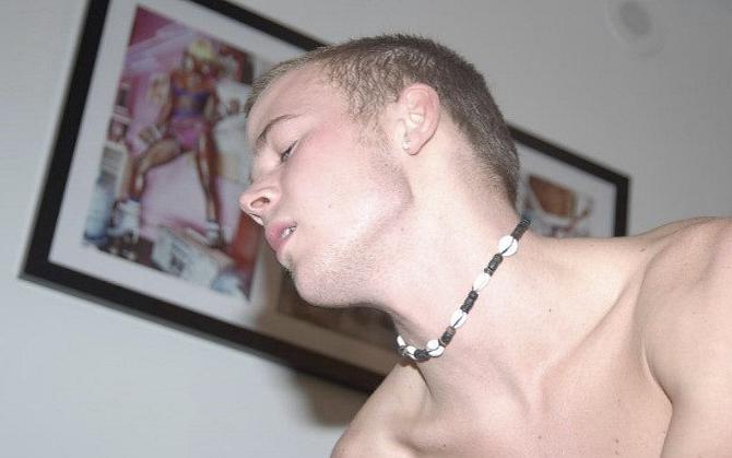 20P Latin and euro dudes enjoy screwing and cumming after a shower