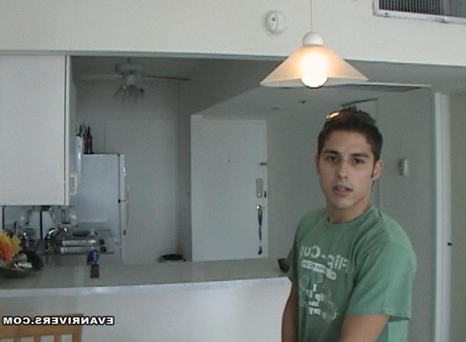 16P Nightvision cam filming another day in evans life.