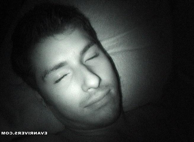 16P Nightvision cam filming another day in evans life.