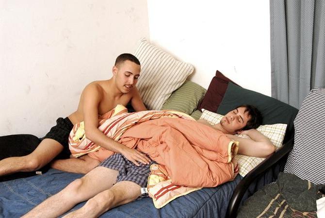 20P Latino twink getting sucked and fucked after seeing hot dream