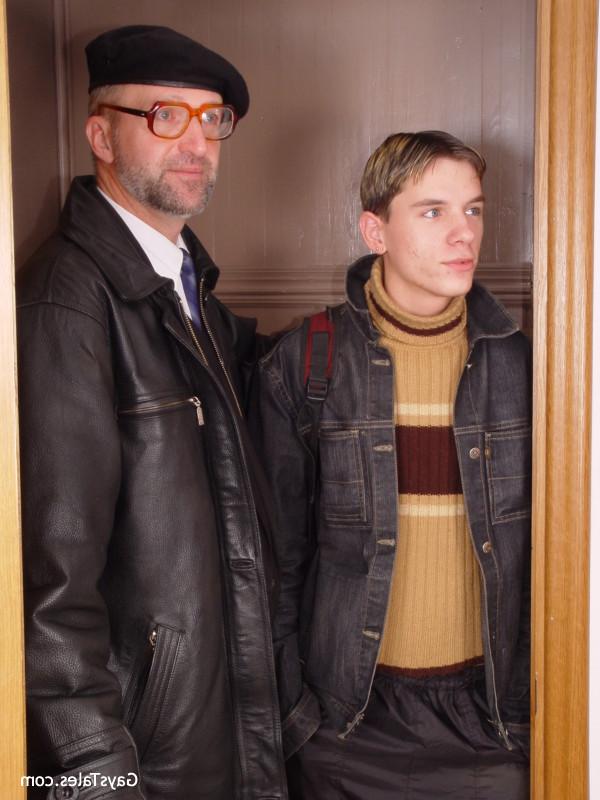 15P Gay student with old dude
