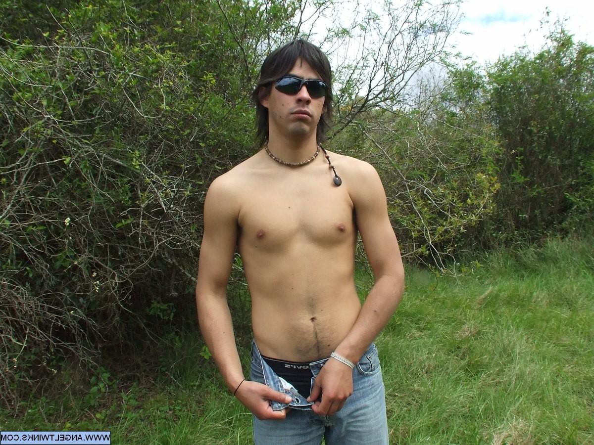20P Welcome to a private party filled with horny Russian boys